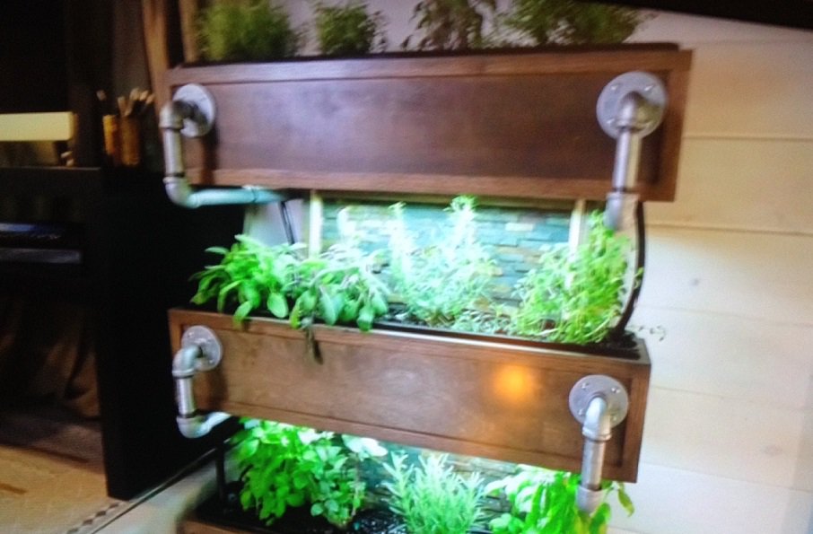 UrbanHomeOffice's tweet photo. Coming soon to Urban Home and Office. #Planters https://t.co/LzjDBys799