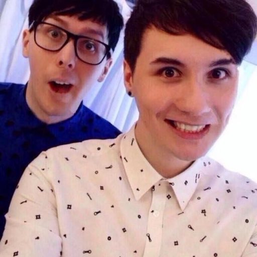 PhanPhotoz's tweet photo. https://t.co/w4S5t8bvy6