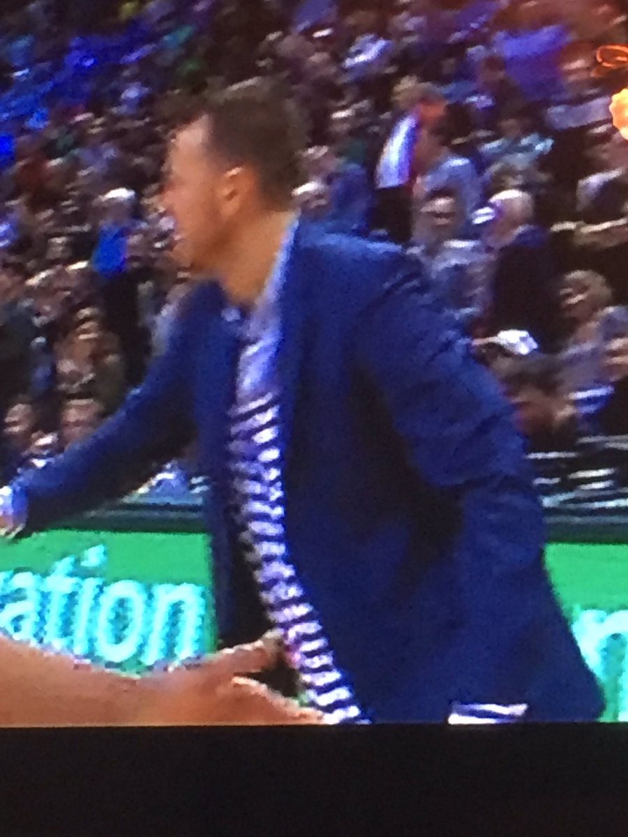 didstevescore's tweet photo. If this game were a beauty pagent, Steve Novak would be the leading scorer. https://t.co/kVqfMImFr4