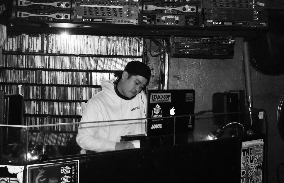 syungaa's tweet photo. #DJSKINNY
event #abnormalsp
THE DARKROOM FUKUOKA
#親不孝通り #hiphop https://t.co/6vayGe2dKZ