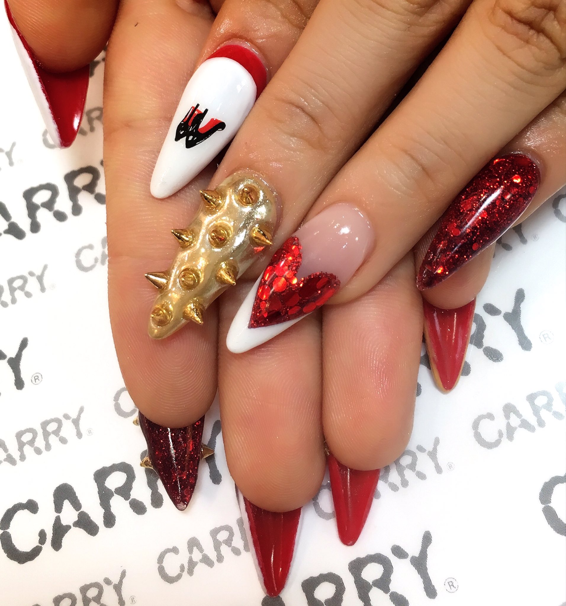 はるたむ Christian Louboutin Nail ルブタンの新作 パンプス風デザインに リップにトゲトゲ ミラーネイルもいれたり 爪の裏も赤にして 徹底的にルブタンネイルに