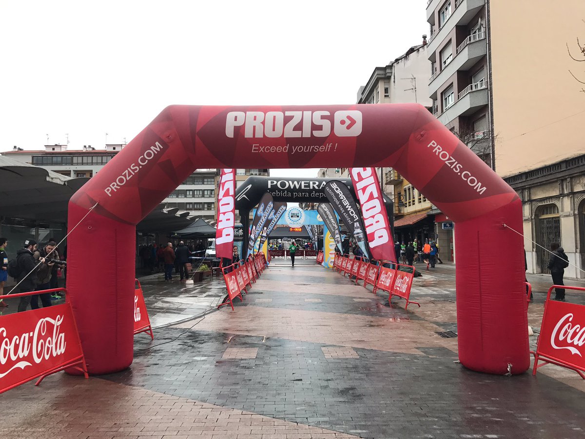 ¡¡Buenos días!!
En apenas 10' arranca la #SubidaPicuFariu y aún puedes visitar todos los stand del #TrailRunFestival