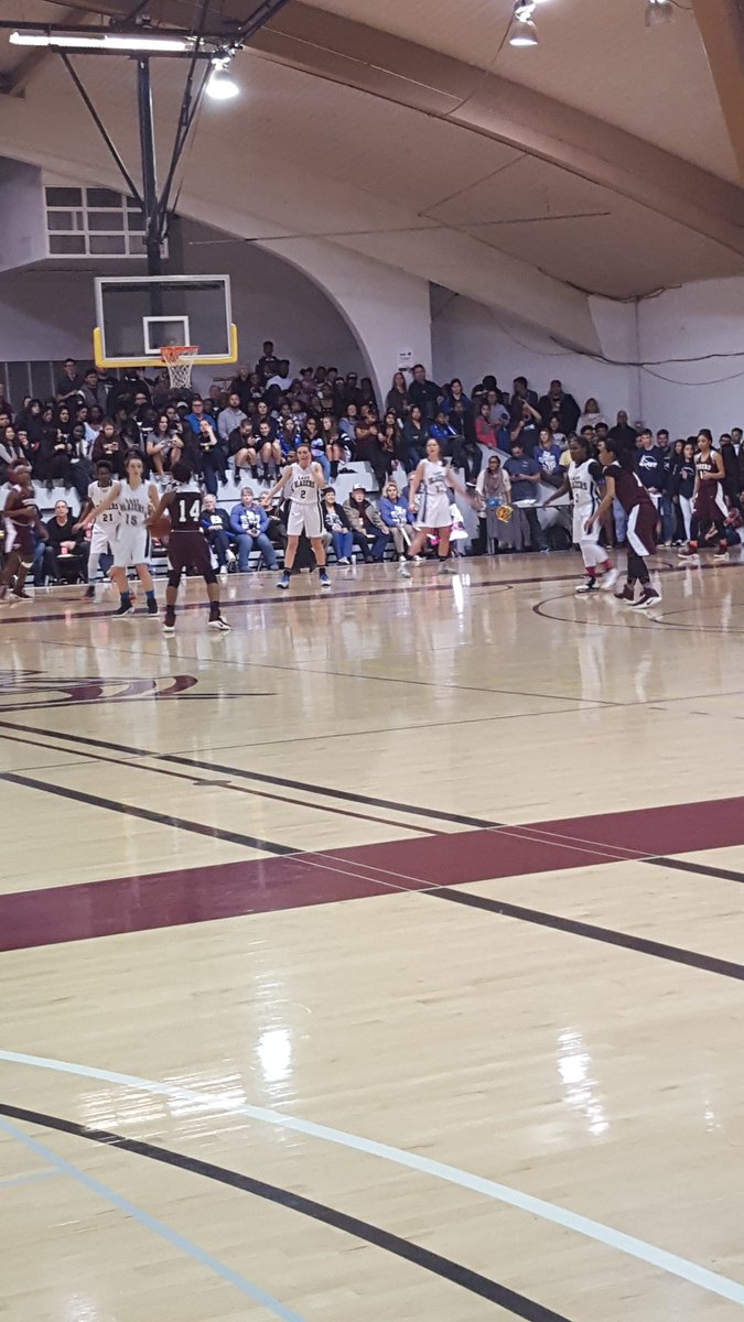 IamSWAU's tweet photo. Are you part of the crowd cheering for your team?
#finals
#SWAUhoops https://t.co/3w5MYu9k79