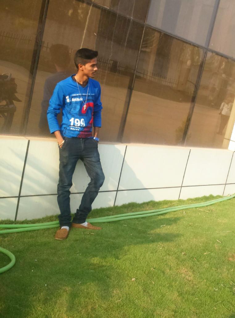 officialyoyohd's tweet photo. Enjoy In Bhilai 36garh https://t.co/Be8R5qsU4Y
