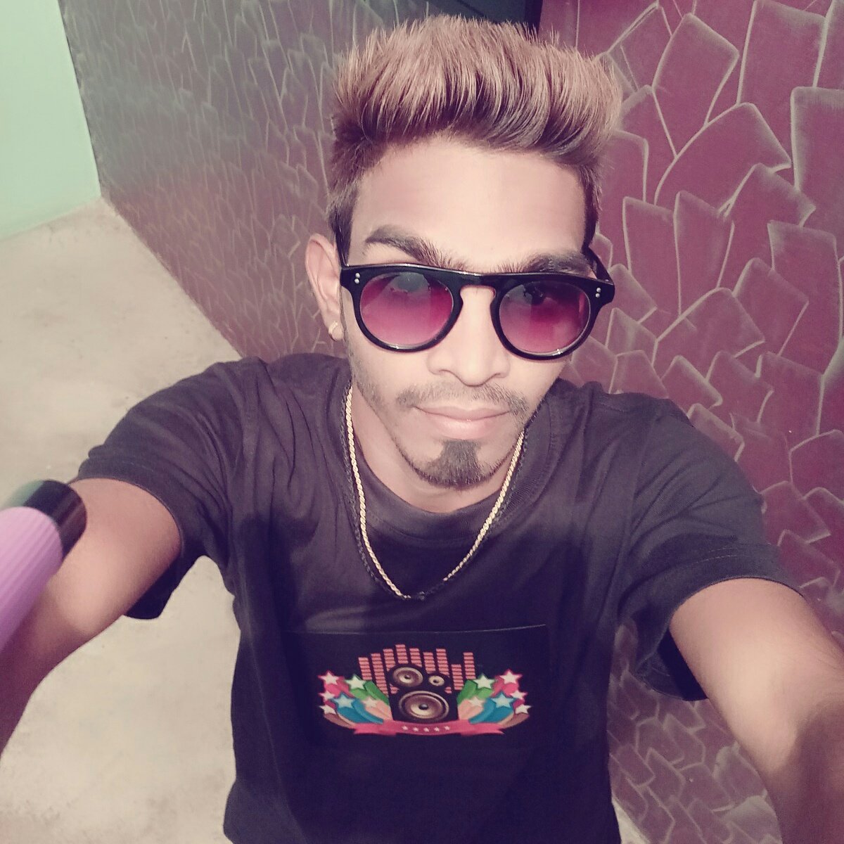 SumitMe77739048's tweet photo. #NewProfilePic https://t.co/QaX5a4QH9R