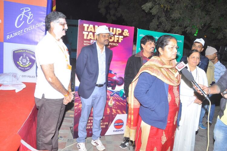 " Cyclofun" - Cycle rally @ Rajkot by RMC &amp; Rotary club.Flagged off by commissioner RMC &amp; Mayor.  Co-sponsored by RDO &amp; XP theme promoted.
