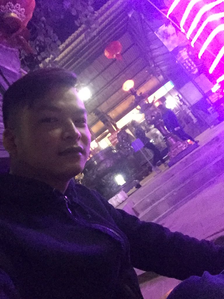 dangquocdat2012's tweet photo. Happy New Year my homeland Vietnam ❤️❤️❤️❤️❤��� https://t.co/W7TlQjWsfx