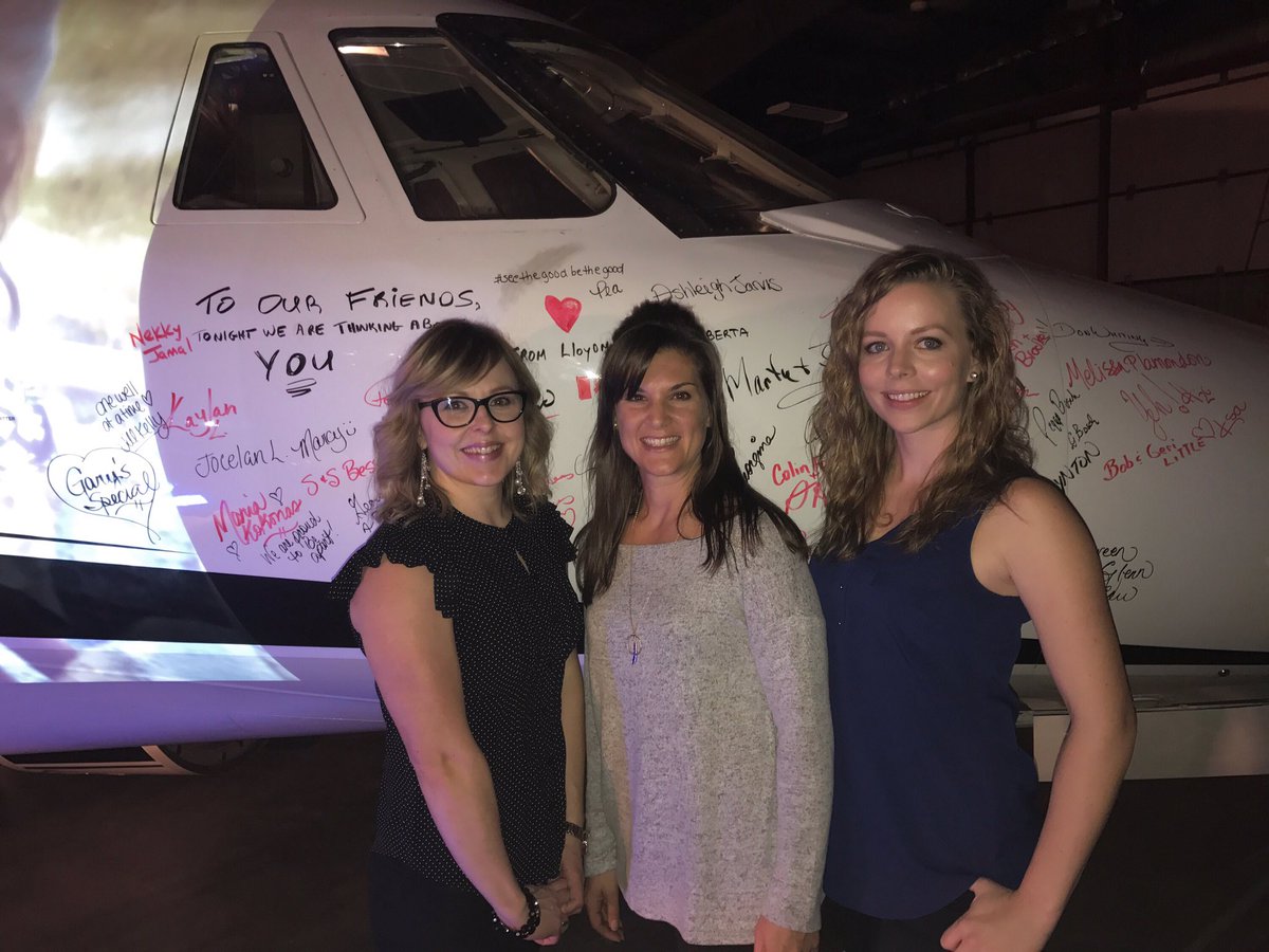 JillAmyKelly's tweet photo. What a great night! They now have enough money for 3 new wells ๐๐ผ๐๐ผ๐๐ผ #onewellatatime https://t.co/MZktOO16sM