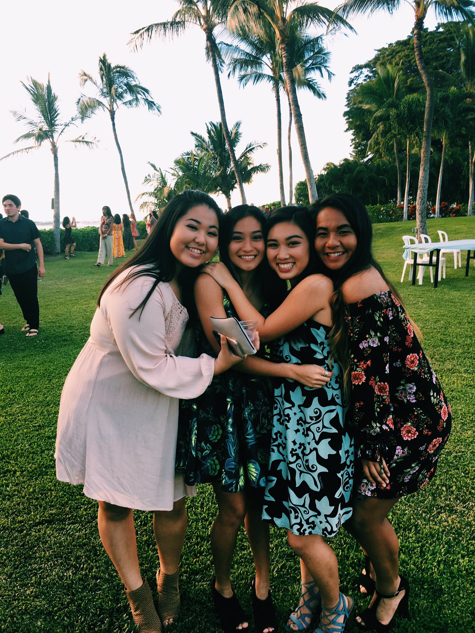 Senior clearance luau outfits