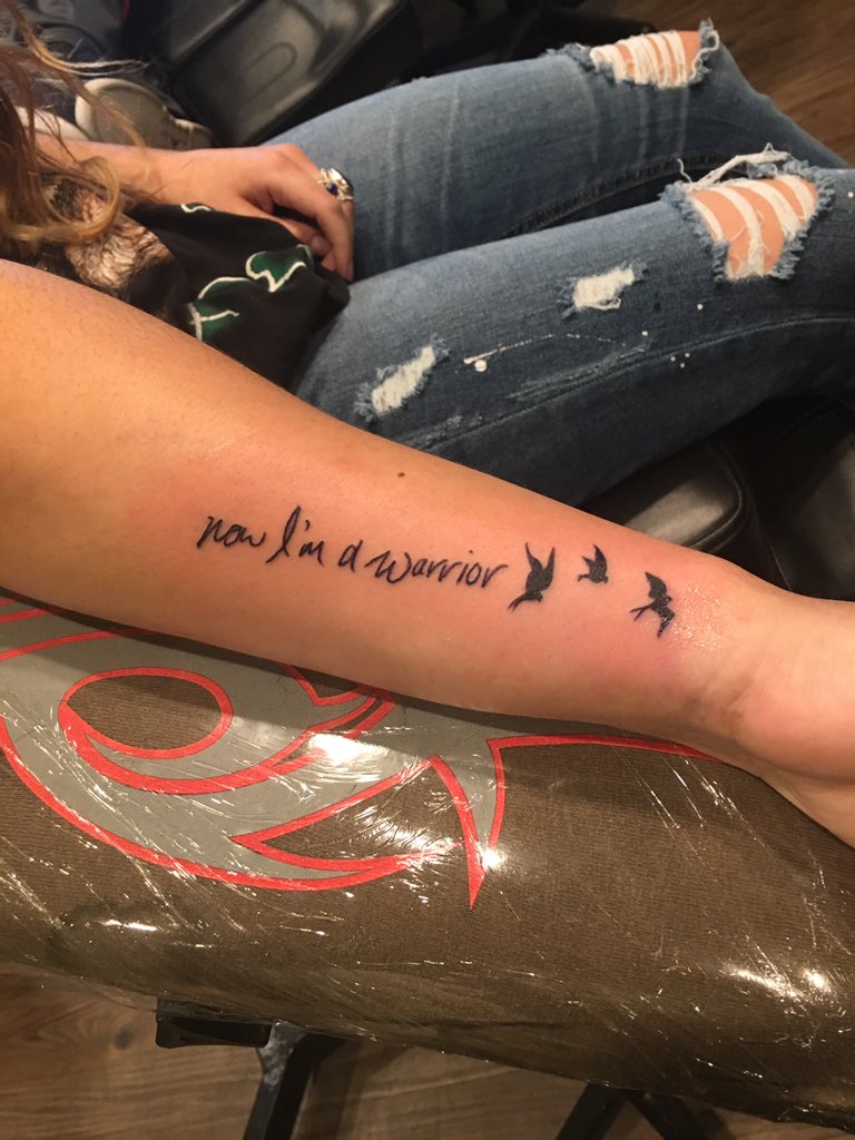 AmanduhDodd's tweet photo. So this happened today. Hardcore fan, y'all haha. Been wanting it for awhile, &amp; thought today was a perf day to get it #LovaticDay @ddlovato https://t.co/STKyFs0RHa