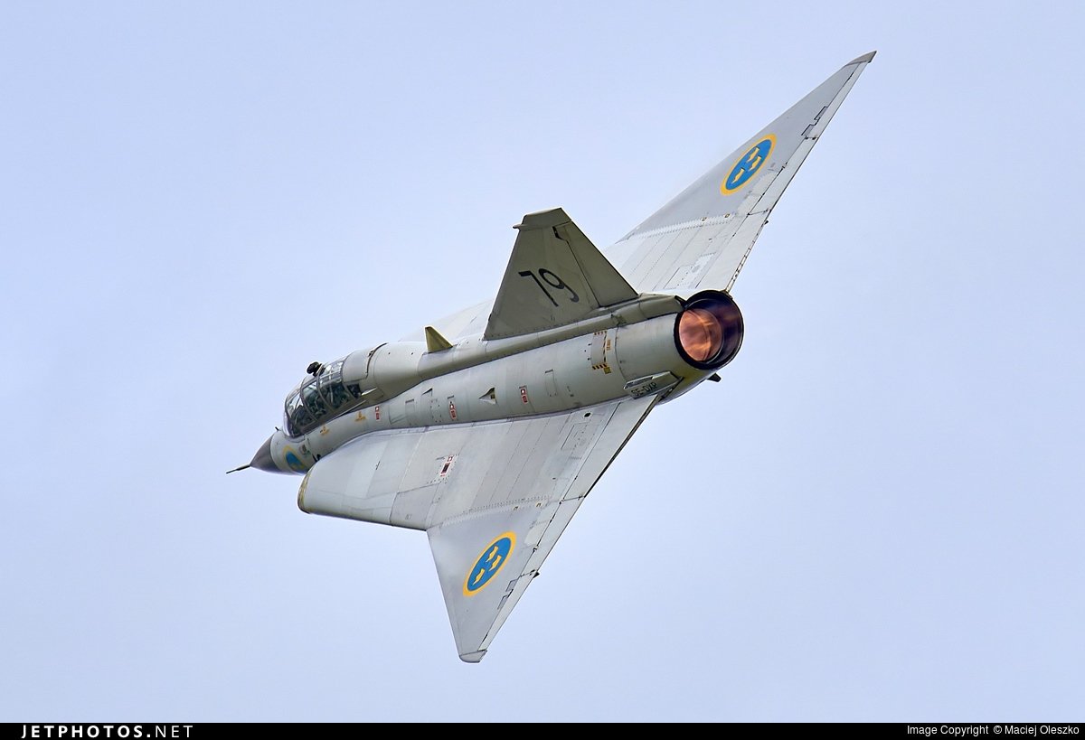JetPhotos's tweet photo. A Swedish Air Force Historic Flight Saab Sk35C Draken over Ostrava. https://t.co/XELMwnDdQa © Maciej Oleszko https://t.co/S7esJvXR1g