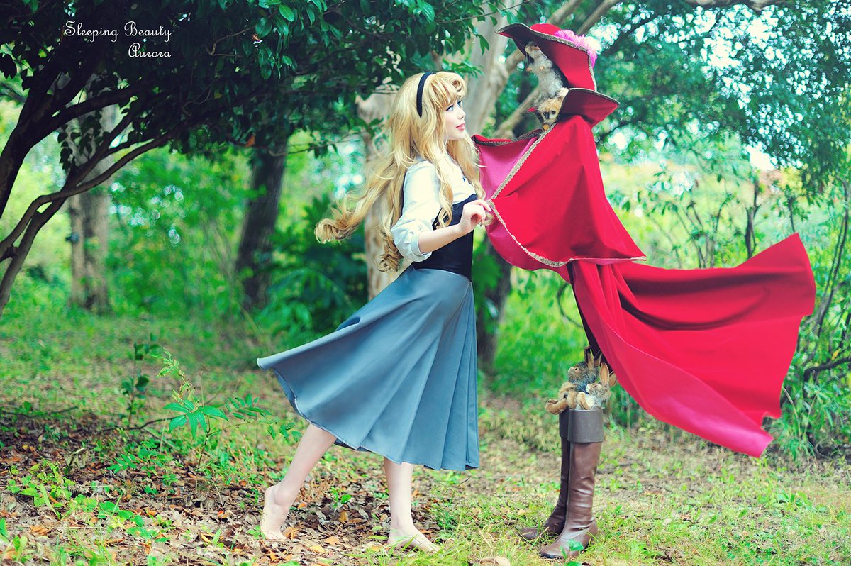 弥生 Twitterren いつか夢で オーロラ姫 弥生 フィリップ王子 Dozesheep 写真 Aya Gismonda Morinojou 眠れる森の美女スクリーンデビュー Sleepingbeauty オーロラ姫生誕祭 Cosplay T Co 99xrtxyrx9