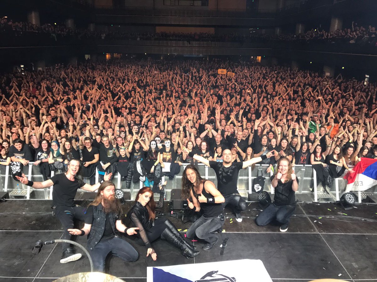 Prague, thank you for an incredible evening! You were the loudest crowd of this tour till now! Thank you!