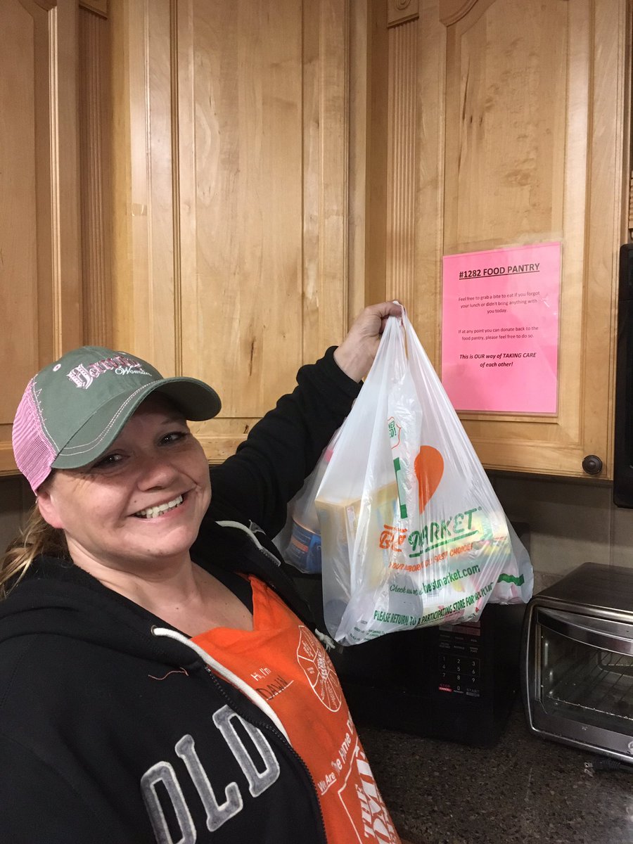 klevine1's tweet photo. I caught DS Dawn restocking the homer pantry!! Way to take care of your associates! @SucenaLisa @BIngsgirl25 @alada68 https://t.co/GiyF3iQqdd