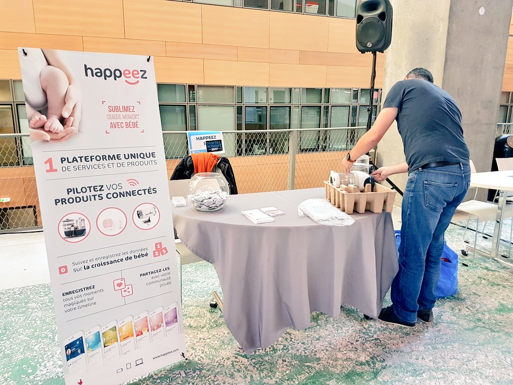 La team happeez s'installe #digitalsummit <a href="/auvergnerhalpes/">Auvergne-Rhône-Alpes</a> #FrenchTech #babytech