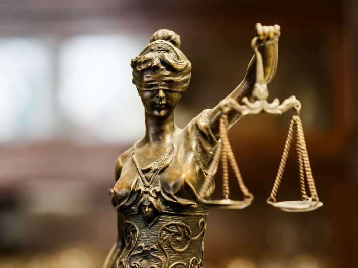 "Si quieres la paz, lucha por la justicia".
