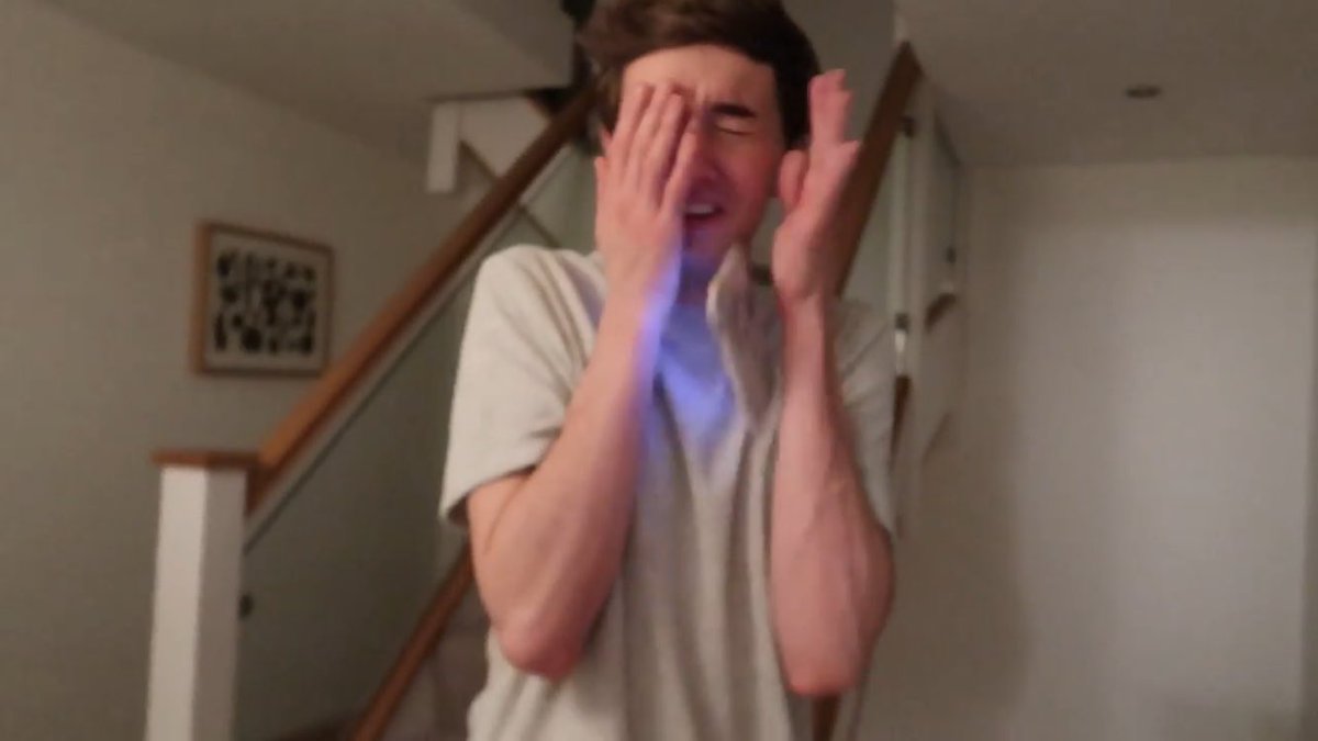 detdeckr's tweet photo. That phones gonna break if Zoe keeps scaring you AHAHAH 😂❤@MarkFerris199O @Zoella https://t.co/9lLdBS6R5h