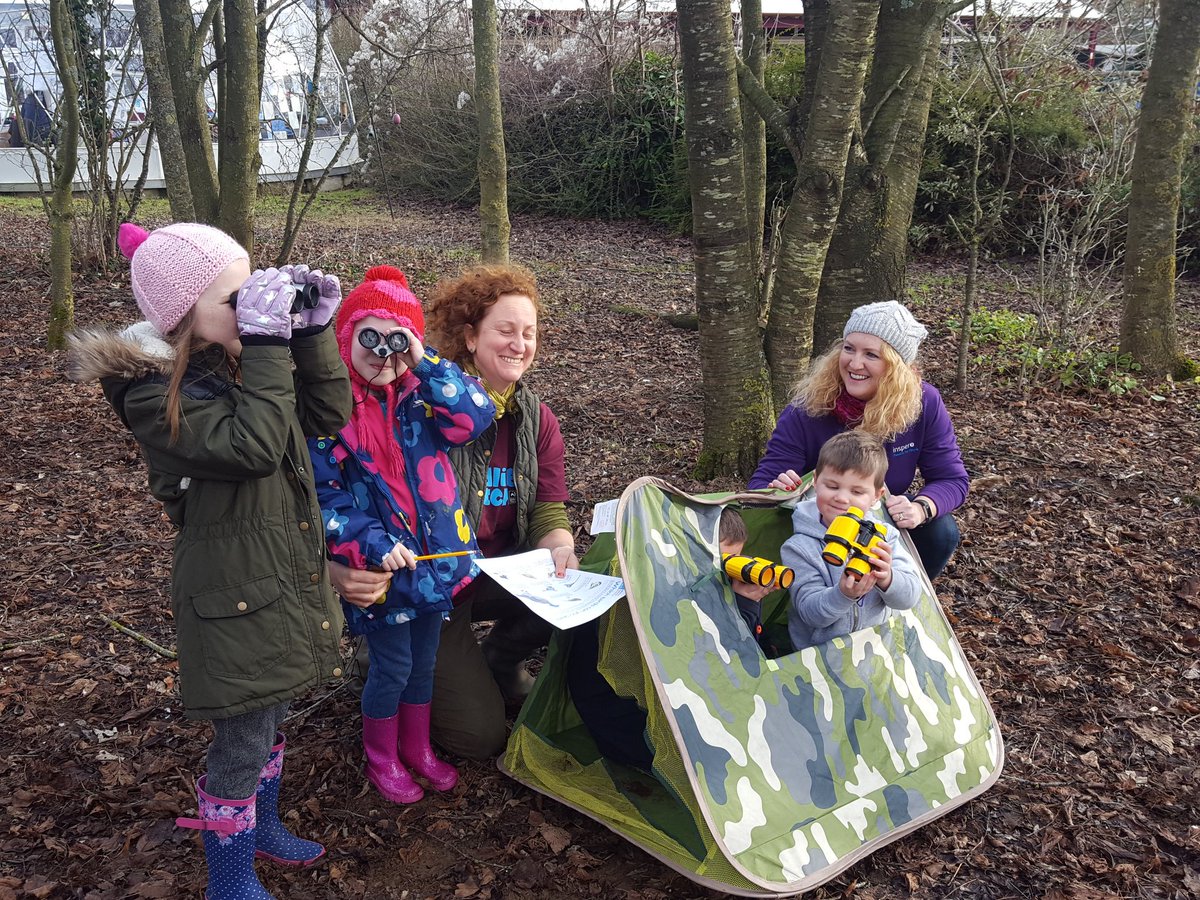 InsperoUK's tweet photo. Young people enjoying #BigGardenBirdWatch counting the birds #inspero #hampshire #activelearning https://t.co/47ByQF7Pa7