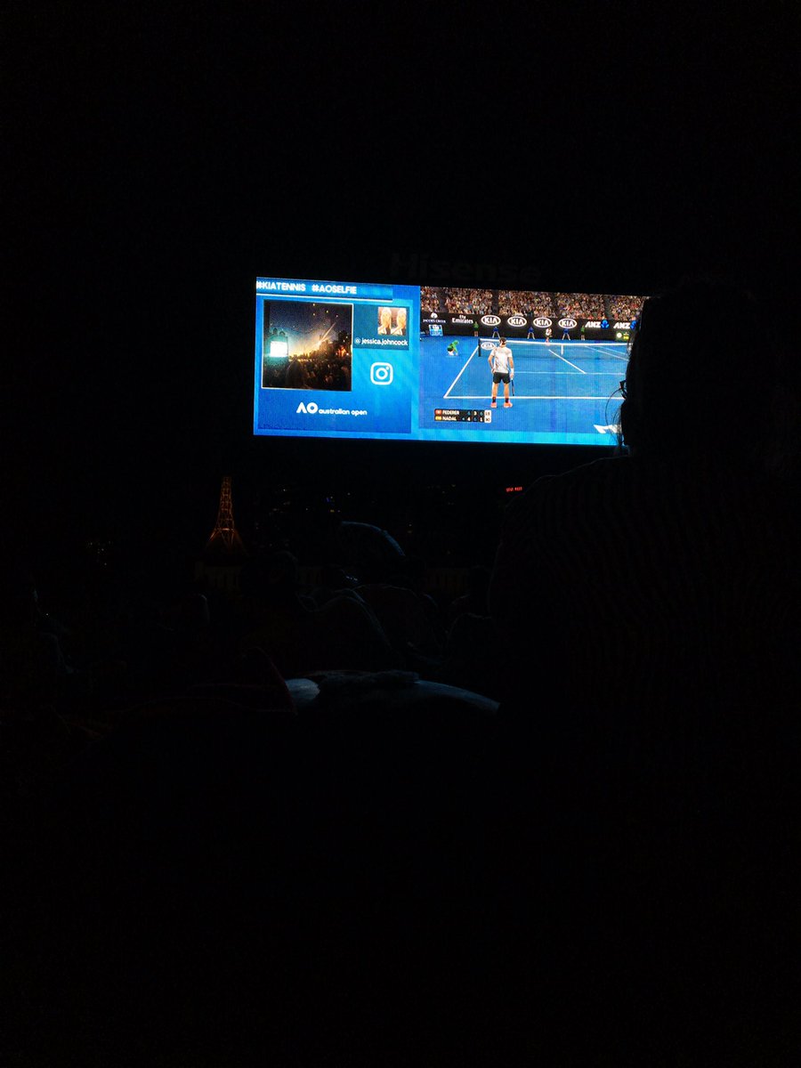 RoseCidoni's tweet photo. Enjoying the tennis on the big screen #AusOpen #wishtheaofestivalwassmokefree #smokingrightbehindus #camelate&amp;smoking #smokefreepublicevents https://t.co/CHCwX17IAX