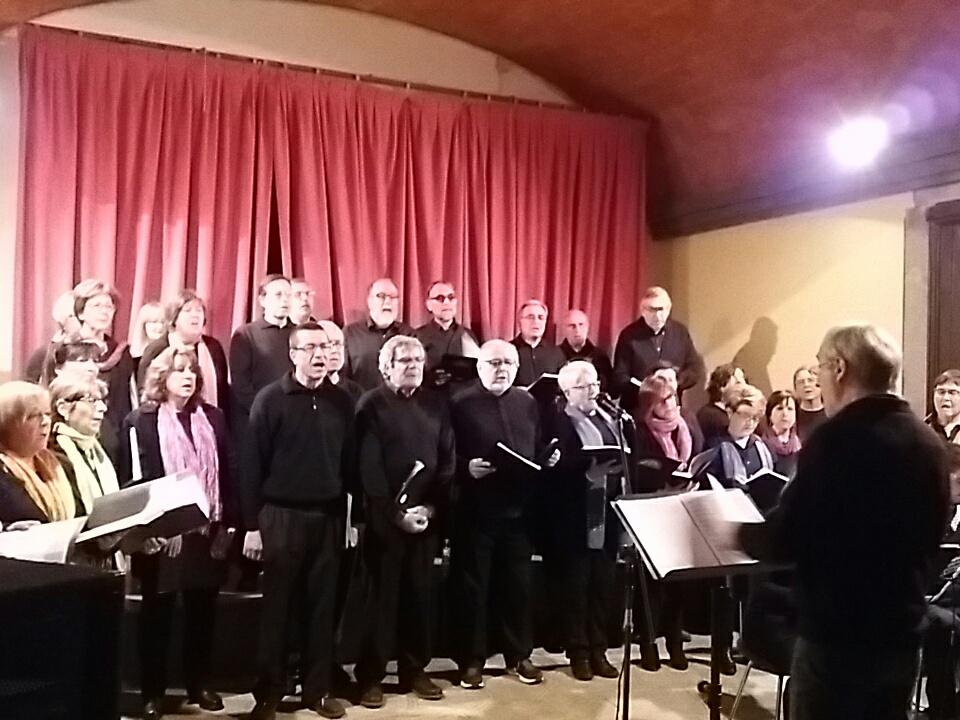 lesesmandies's tweet photo. Avui a @lesesmandies concert per la Pau amb @primaveraxlapau https://t.co/iUoFNg4i4j