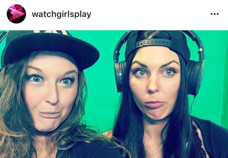 kingmac84's tweet image. The OverWatch twins with the faces though… some of the best sh*t ever! 😂😂😂#Goals2017