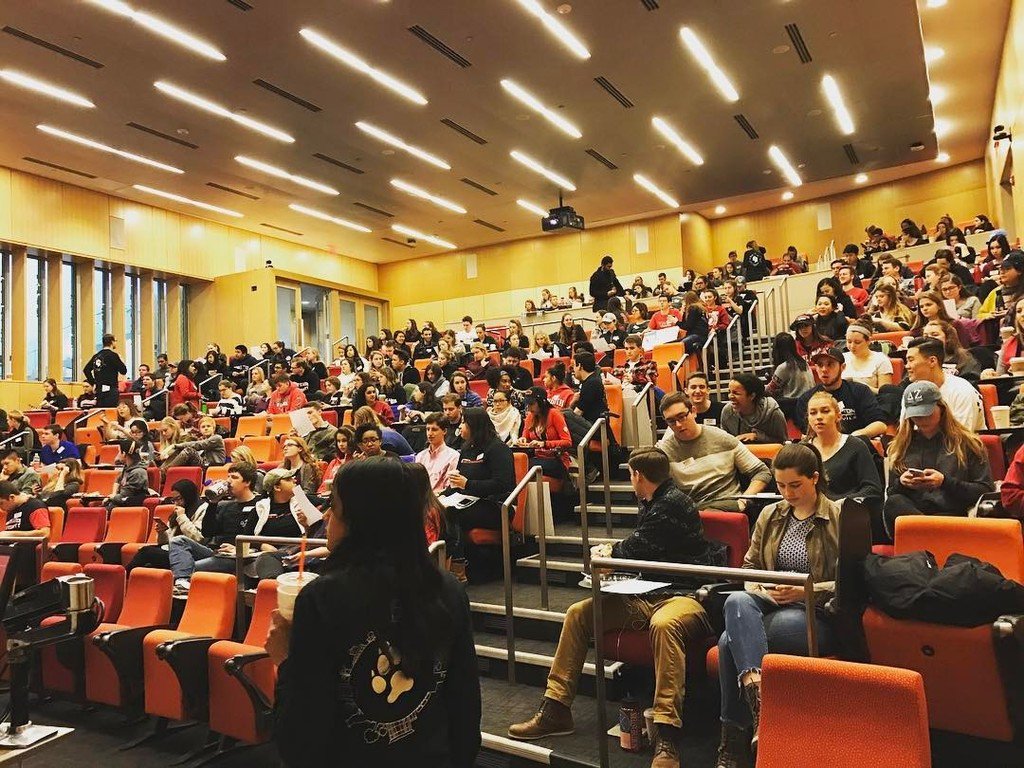 huskyambassador's tweet photo. We've got a great crowd here this morning for #HASpringTraining! Almost ready to kick it o… https://t.co/65YAWohlM6 https://t.co/rbJhYlULBN