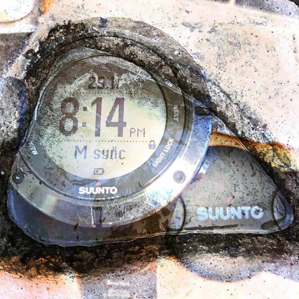 jeffkym's tweet photo. #寒 いから走るぞ #ambit2 #suunto #trailrunner #jkihm https://t.co/bPIAz3qSuc https://t.co/jSGcXy4lyi