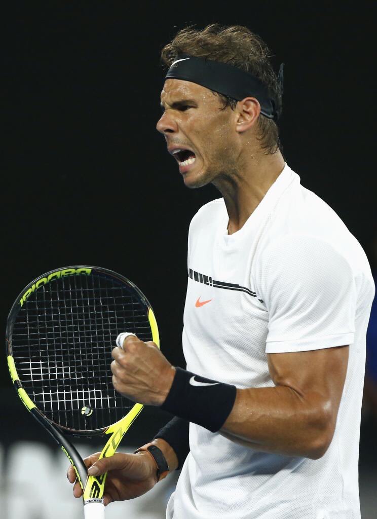 sabatinigabyok's tweet image. Que lección de superación constante de estos 2 grandes 👏👏👏@rogerfederer @RafaelNadal @AustralianOpen #5set