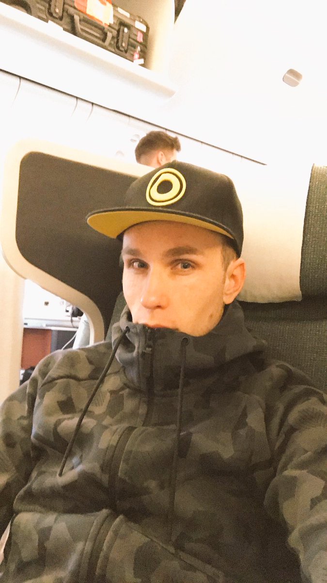 nickyromero's tweet photo. On my way to Hong Kong and Manila! https://t.co/9hJSpdFMQM