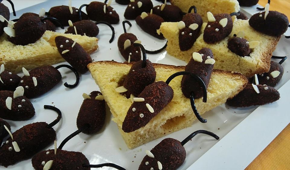 VisualFoodworld's tweet photo. VisualFood buffet with Monica Formelli. Find out how to take part in our courses: https://t.co/LhIG4c5DtF https://t.co/9XlmAWktj1