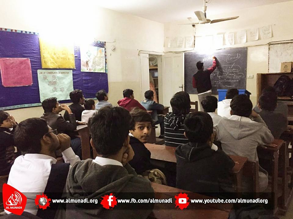sabdwafai's tweet photo. #Inspiring #Students to Higher Goals- Giving #Career #counselling #educationemergency #givingback #munadilife #impel #Karachi #Pakistan https://t.co/gkBWXsZMzg