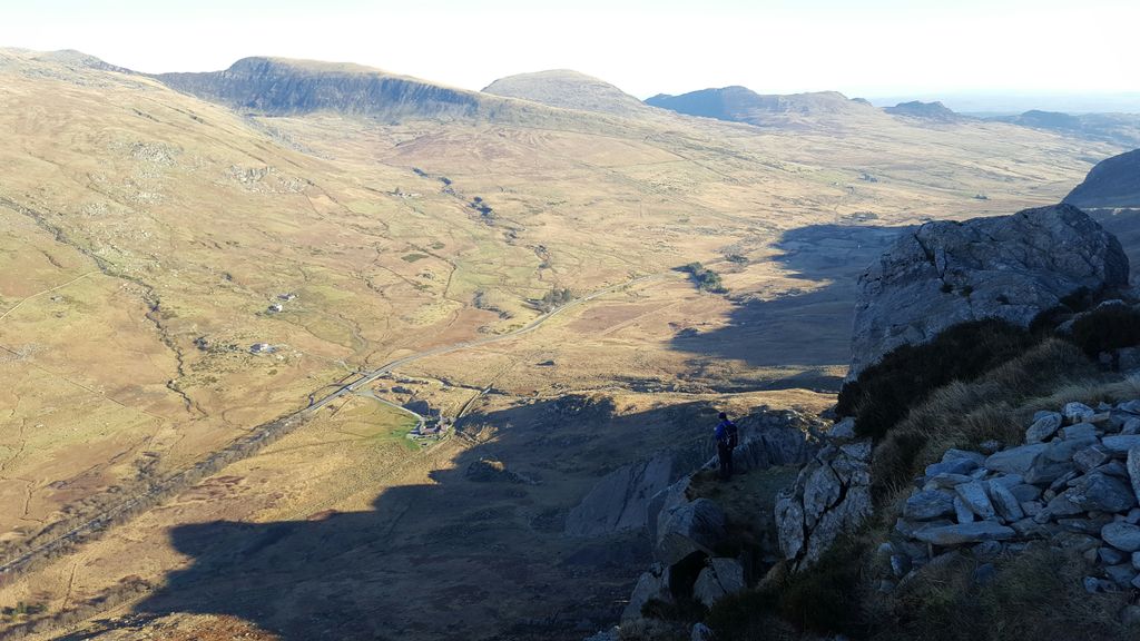 A man seen waiting patiently for his friend to catch up on the north face of #Tryfan. We all need good #mountainfriends #hiking #snowdonia