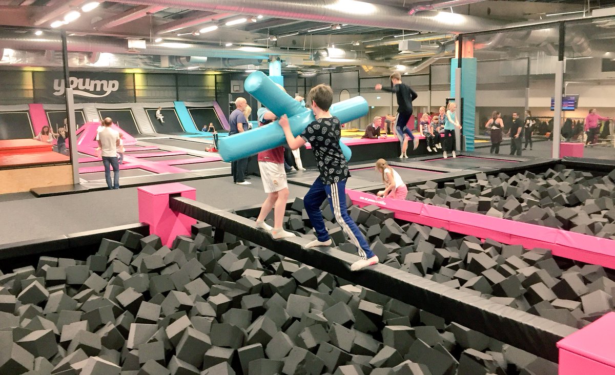 MichaelSerrande's tweet photo. Testar Yoump i Västerås. Genomtänkt  ställe med +betyg från barnen👏 #yoump #västerås https://t.co/2GjuK8ALgS