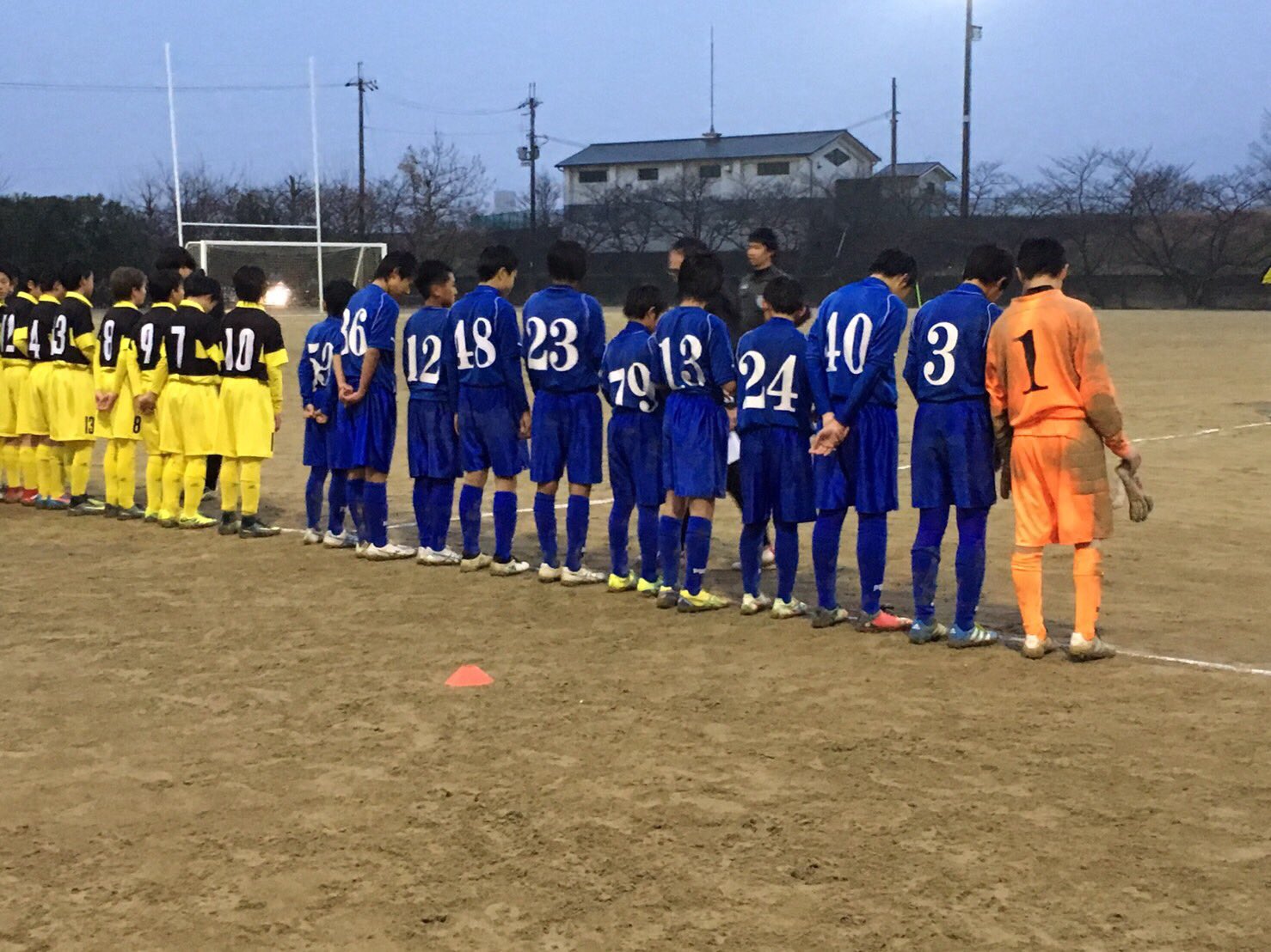 宇治fc A Twitteren 京都新聞販売連合会 U 13チャンピオンシップ Vsルセーロ 3 0勝ち 山村 本城 木下 試合の最初から良い雰囲気で入れて得点が取れ自分達のペースで試合を進めることが出来ました 次は京都サンガとの試合なので良い準備をして良い試合ができるように 宇治fc A Twitteren 京都新聞販売連合会 U 13チャンピオンシップ Vsルセーロ 3 0勝ち 山村 本城 木下 試合の最初から良い雰囲気で入れて得点が取れ自分達のペースで試合を進めることが出来ました 次は京都サンガとの試合なので良い準備をして良い試合ができるように