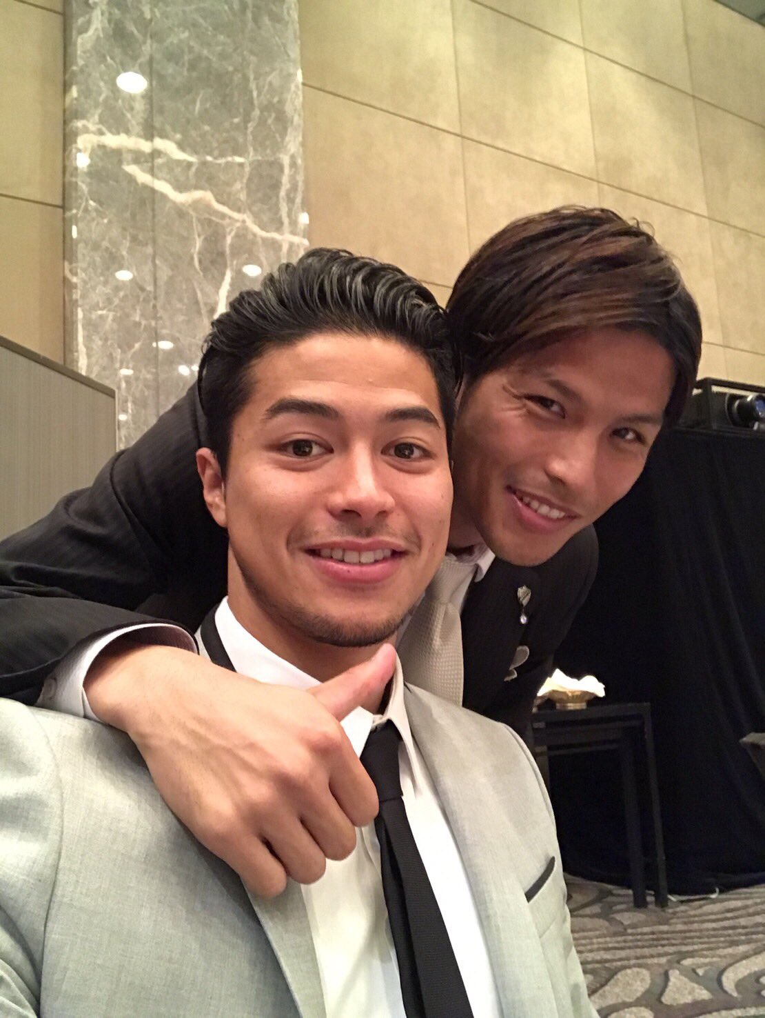 Twitter 上的 常盤聡 昨日は友達の結婚式 たかりなおめでとう 嫁さん向けサプライズ余興ムービーも作れて良かった おまけにマイトと この画像だけで なんのダンスか わかる人 T Co Zkx3qu8kse Twitter