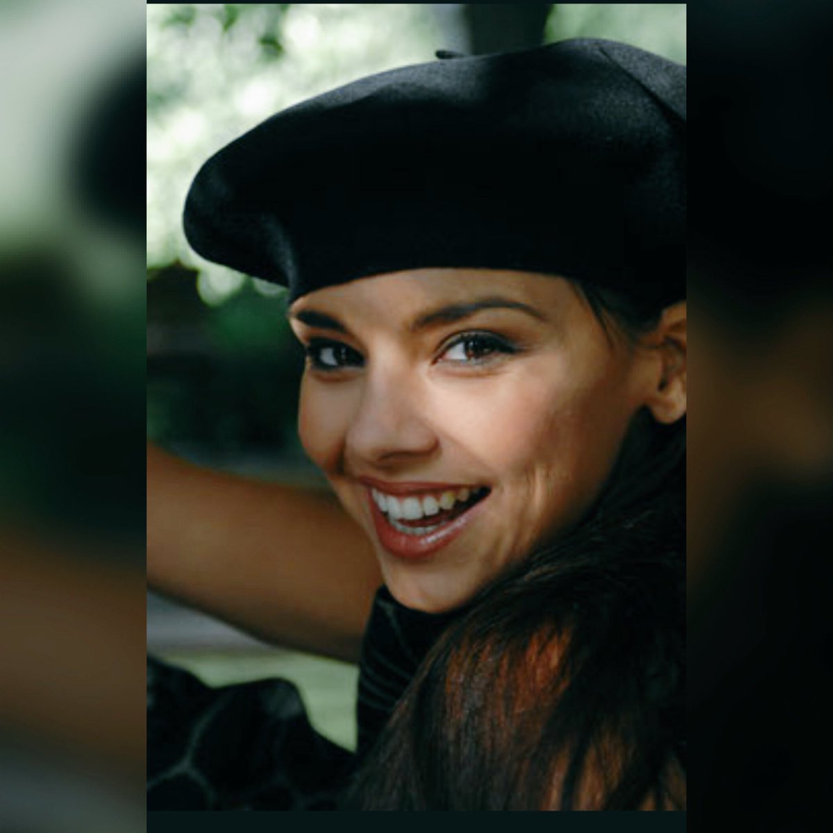 jennyhm's tweet photo. ...No me importa ser, la sombra que te cuida del sol, del sol🎶🎶 ...#PuedesQuerer #Soyhumana #Chenoa @Chenoaoficial #FelizdomingoAldea🌟 https://t.co/T35TuCeI2S