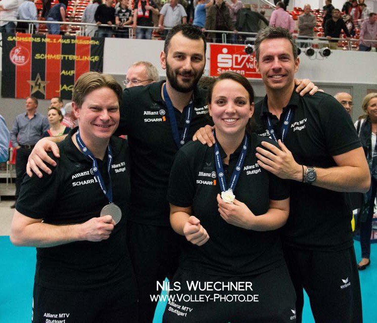 Deporpress's tweet photo. Deseamos mucha suerte a Guillermo Naranjo (@orangetfe) que juega la Final de Copa Alemana en una hora con su equipo @AMSVolley Viel Glück! https://t.co/bFVoPktMkN