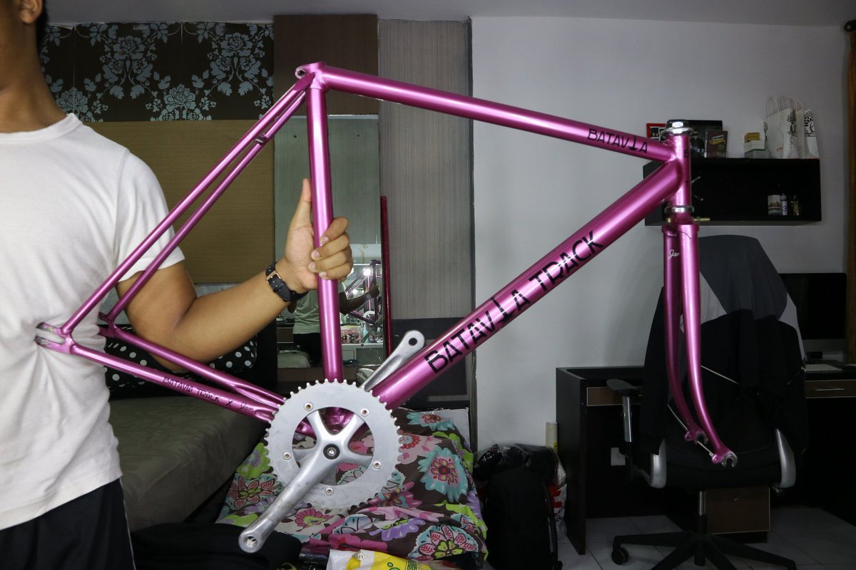 bataviatrek's tweet image. Wts yang di pict (Frameset sp hs dropbar flatbar dan ws rear) 800rb smp bsk! cp di bio @FnFjb  #agjb @AlcatrazTrack