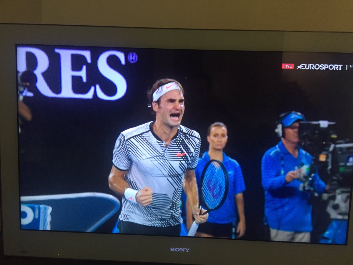 Lo Slam più bello del Re, grazie immenso Re.
Hai fatto emozionare tutti quelli che amano lo sport, sei troppo troppo 
💦💦💦