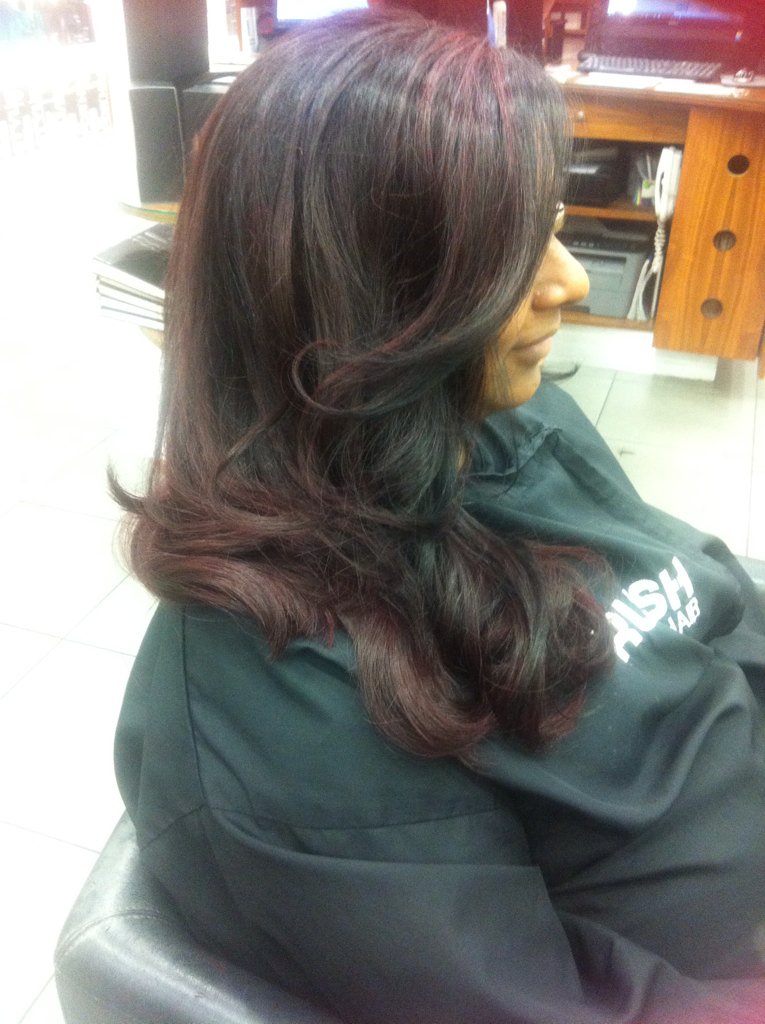 nickiboogie's tweet photo. Beautiful mahogany red balyage by me @RUSHHairBeauty Ilford #SMARTBond #stronghair #Loreal #fabulous https://t.co/c1JKrK8X1L