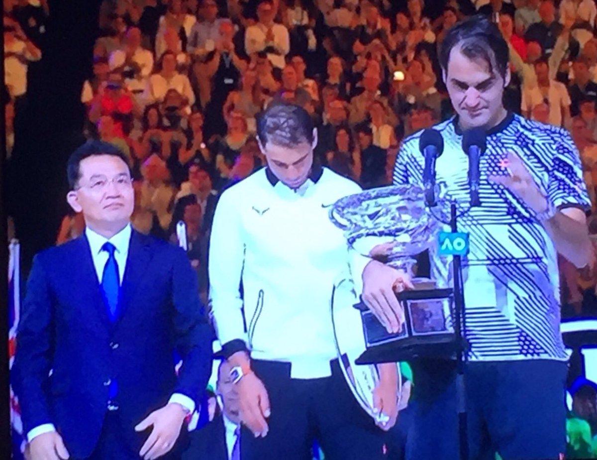 OzKitsch's tweet photo. "A legend standing next to a legend standing next to a legend"
#Fedal2017 #FedererNadal #AusOpen #MrCho https://t.co/aY6B5NVfbv