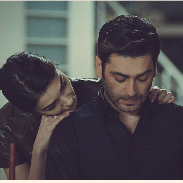fatik7776's tweet photo. Esİl çiftine aşık olduğumu söylemişmiydim çok güzelsiniz ve özelsiniz be!❤️🔥 #edho @sevcan_yasar  @ozanakbaba https://t.co/8MwEt5jItn