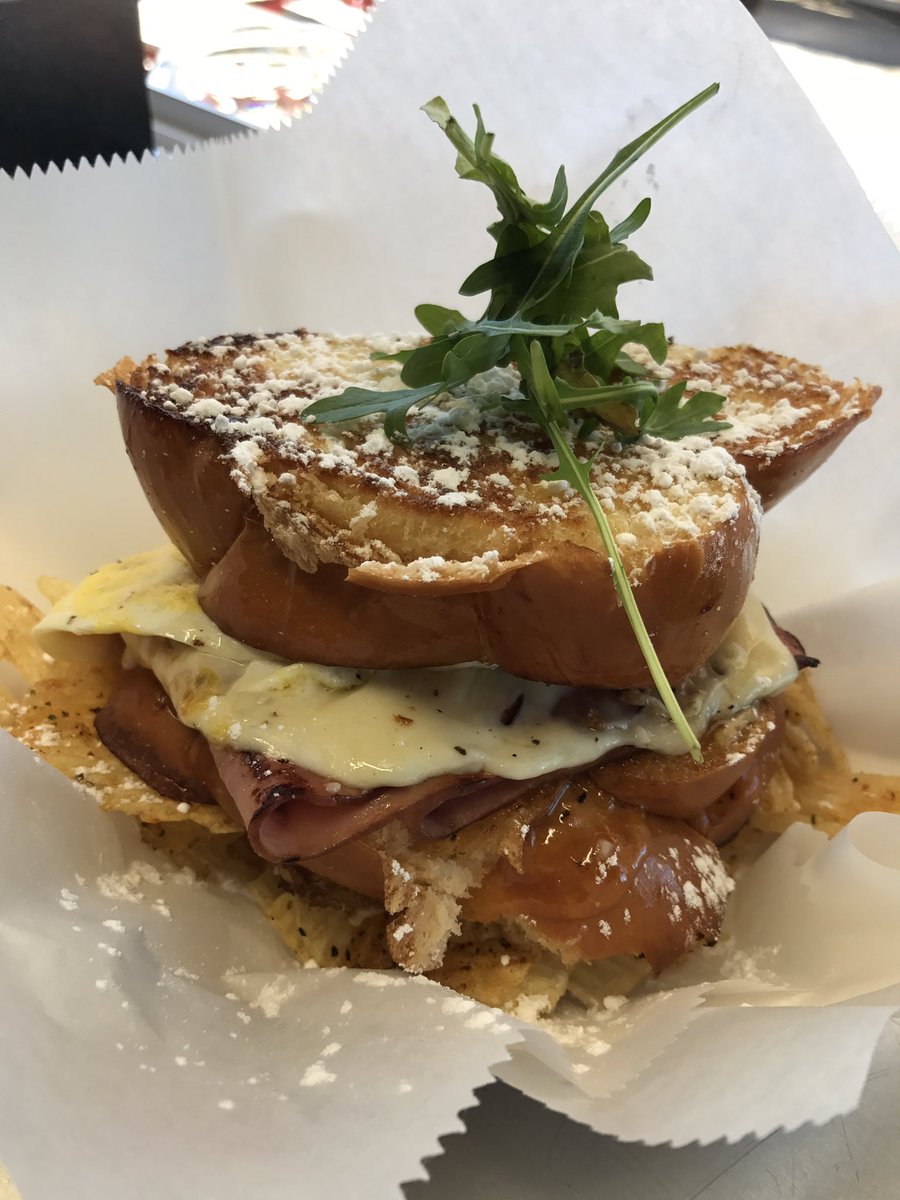 The Luckybee Monte Cristo all day today..<a href="/FWFoodPark/">Fort Worth Food Park</a> with <a href="/beefeatersgrill/">Beef Eaters Grille</a> <a href="/LifeIsSweetFTW/">Life Is Sweet FTW</a> <a href="/SantoFrijol/">Santo Frijol</a> and NVN Burgers 🍔