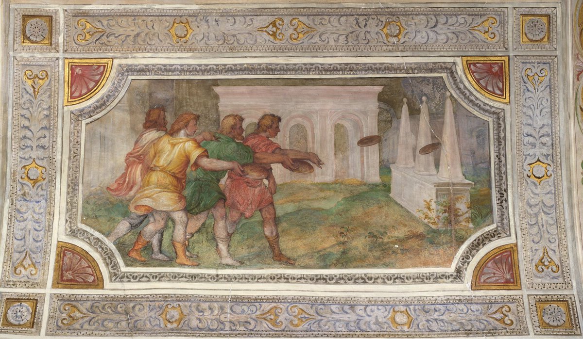 CastelloEstense's tweet image. Gli affreschi del Salone dei Giochi - Il Lancio del disco:
4 atleti scagliano i dischi in direzione di una meta con tre obelischi