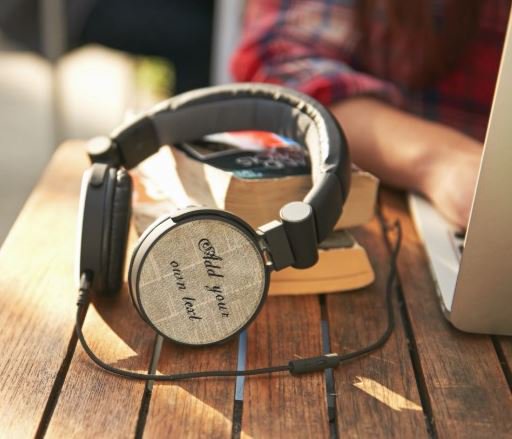 ArtDictionary's tweet photo. Custom Vintage Dictionary Art Headphones https://t.co/BjKix3DEdD #steampunk #accessories #antique #retro #bookworm #gift #music #bookpageart https://t.co/9UAixMRlyM