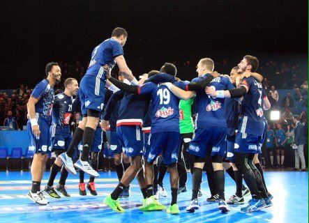 HandCo_'s tweet image. Champions du monde !!!