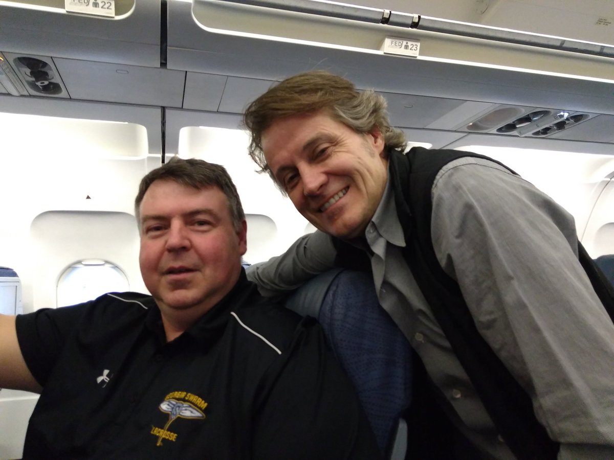 Coach_Eddie25's tweet image. Never know who you meet when travelling. @BlueRodeo @JimCuddy  #CanadianLegends #StillRockin #FiveDaysInMay #HasntHitMeYet