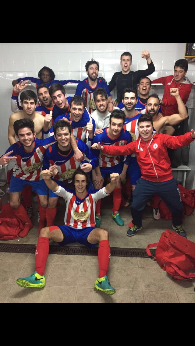 CF Agramunt (@cf_agramunt) on Twitter photo Gran victoria a casa contra el 3er clasificat , un bon Agramunt en defensa i un golas de <a href="/IgnaFalces/">Lorraine Hoggarth</a> ha matat el partit! Gran victoria a casa contra el 3er clasificat , un bon Agramunt en defensa i un golas de <a href="/IgnaFalces/">Lorraine Hoggarth</a> ha matat el partit!