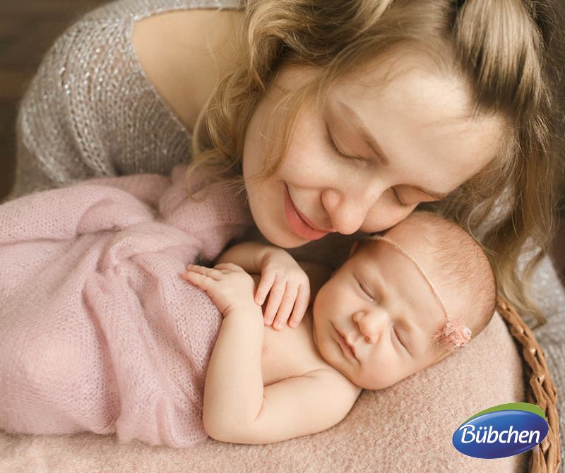 Ayakta duracak hali yokken hayatta duracak nedeni olan kişi annedir…❤️