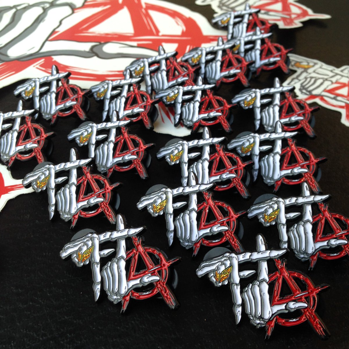 ikabodVEINS's tweet photo. #VERYRARE Limited FLA pins numbered 1-250 #SupportTheReal #SupportYourLocals #iShred https://t.co/0ZVwD91PKK